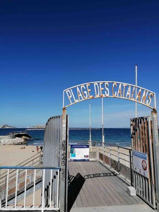 Magnifique Appartement T4, Plage Des Catalans Марсель Экстерьер фото